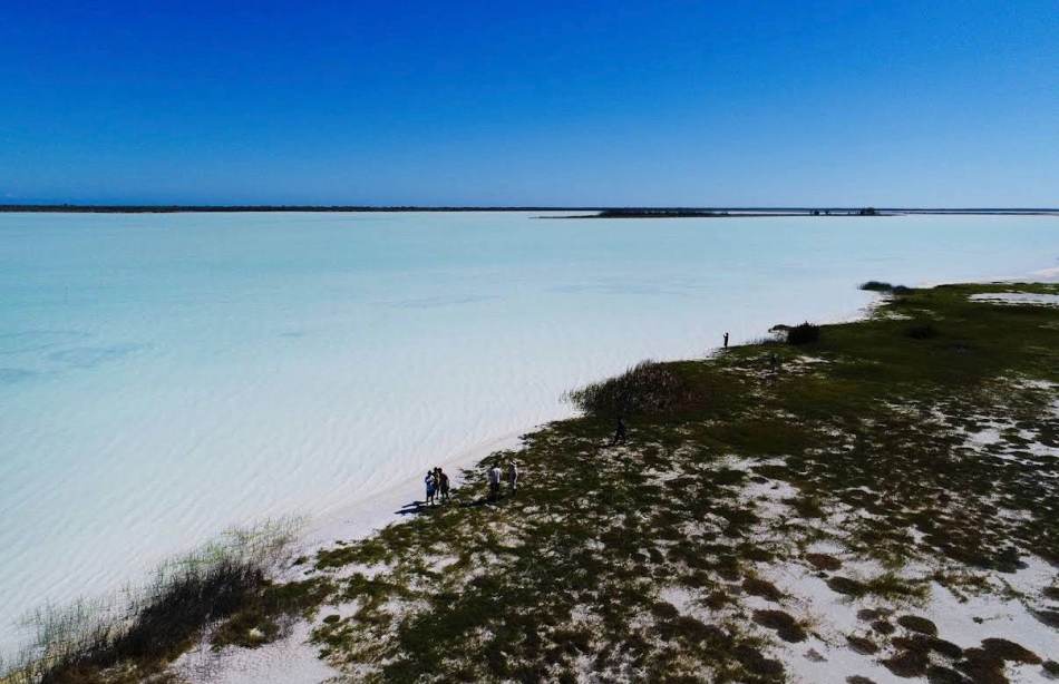 Vue aérienne du lac salé de Tsimanampetsotse